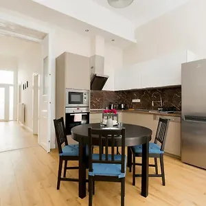 Kresz Geza 29 Westend Station 2 Bedrooms+living Ac , Budapeszt Węgry