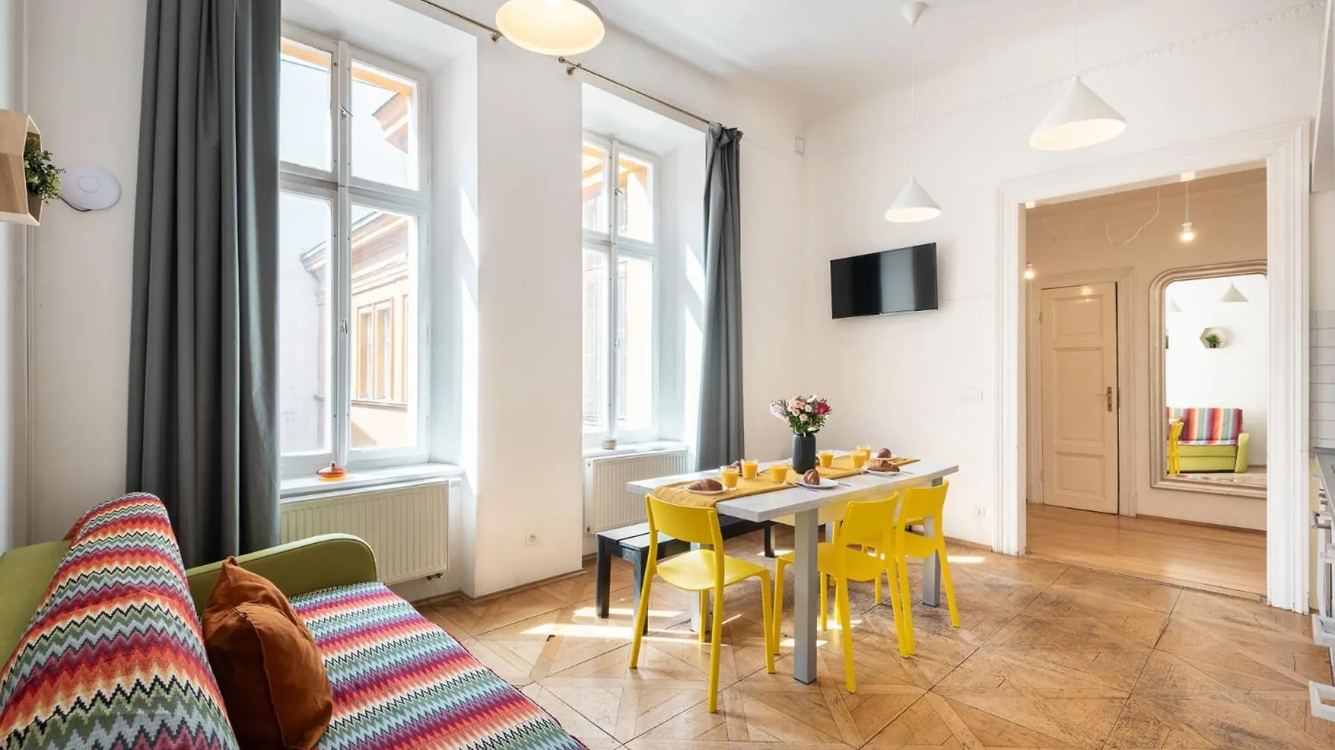 Hybernska Apartments By Pragueforyou 0*, Praha