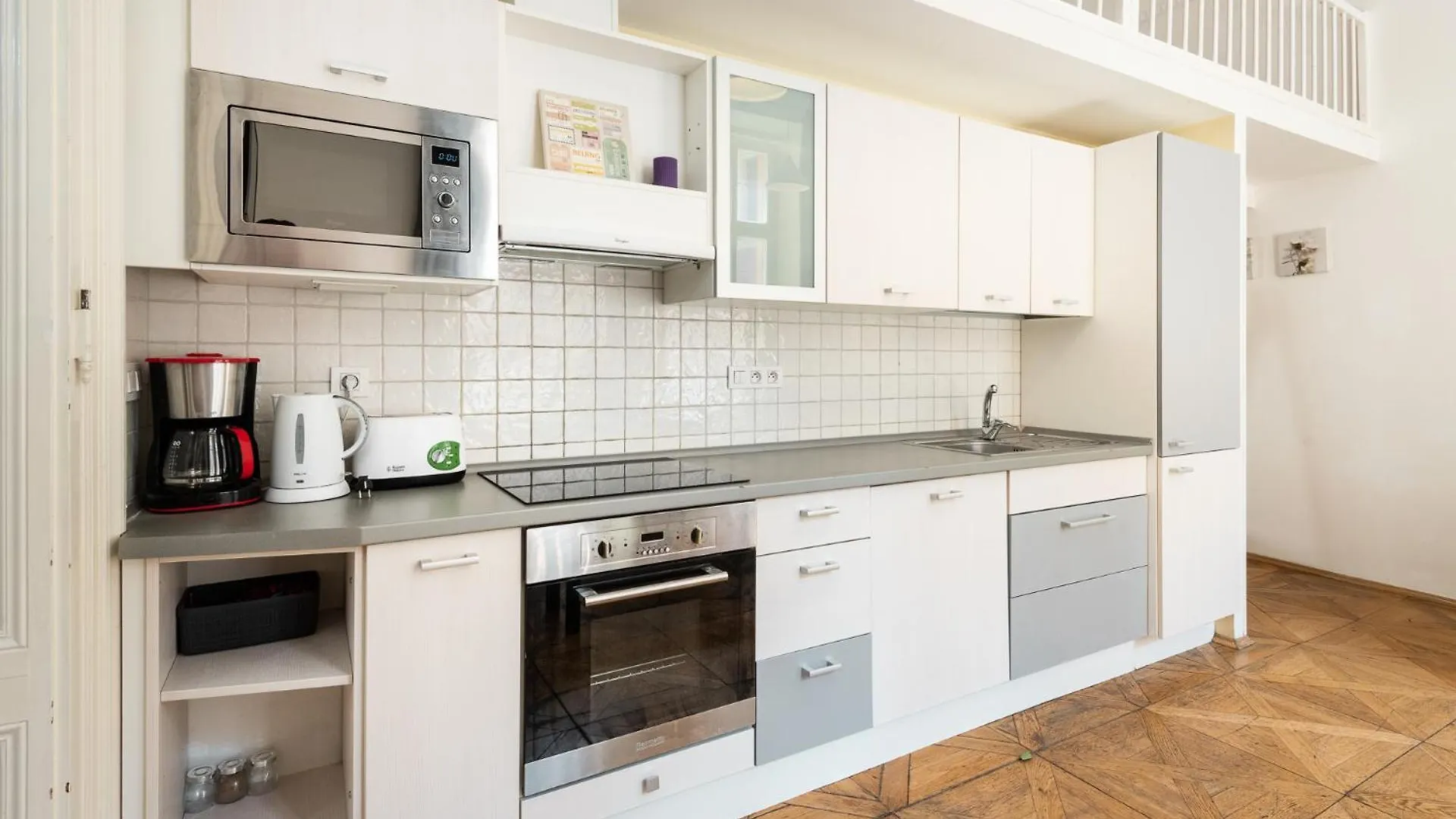 Hybernska Apartments By Pragueforyou 0*, Praha
